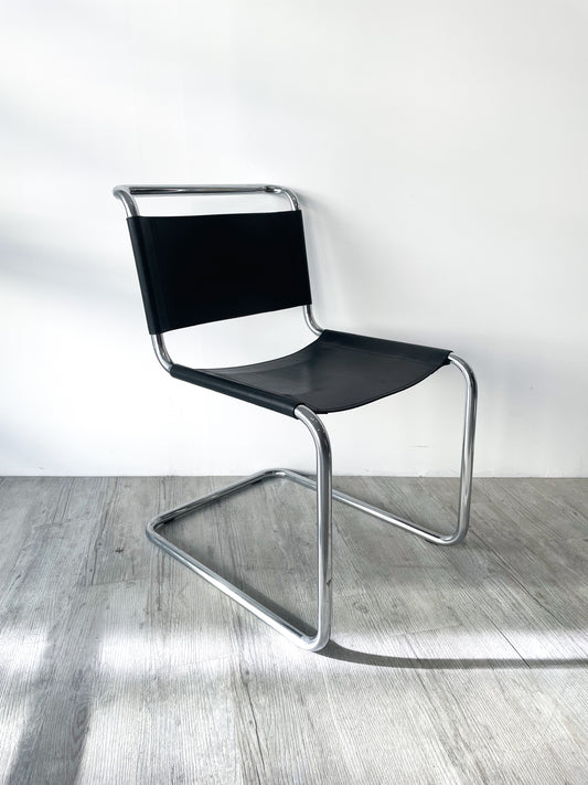 Fauteuil Cantilever S33