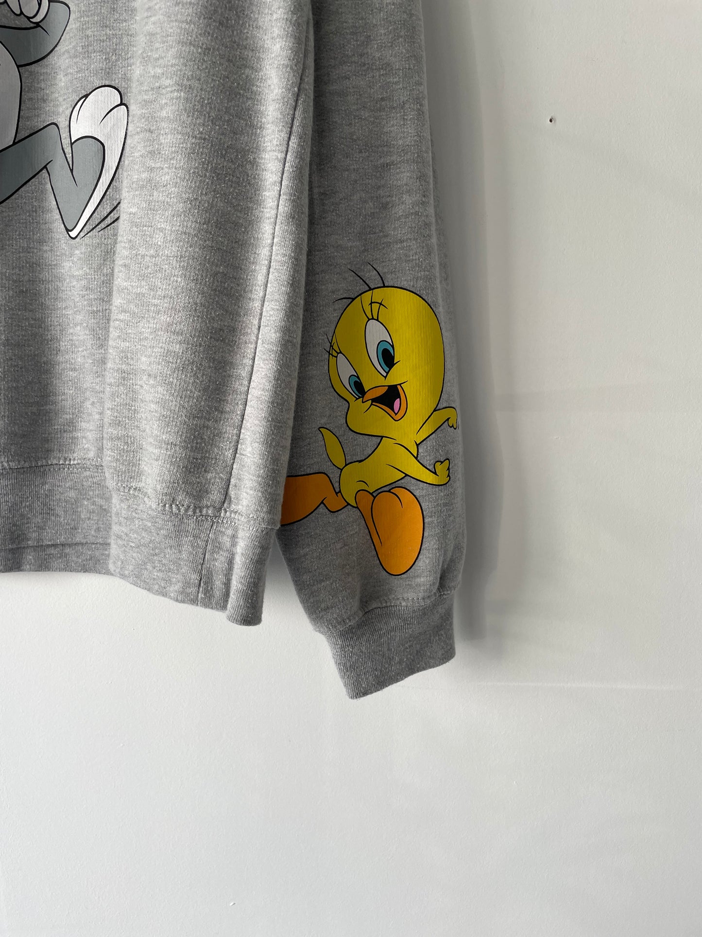 Sweat Looney Tunes _ M/L